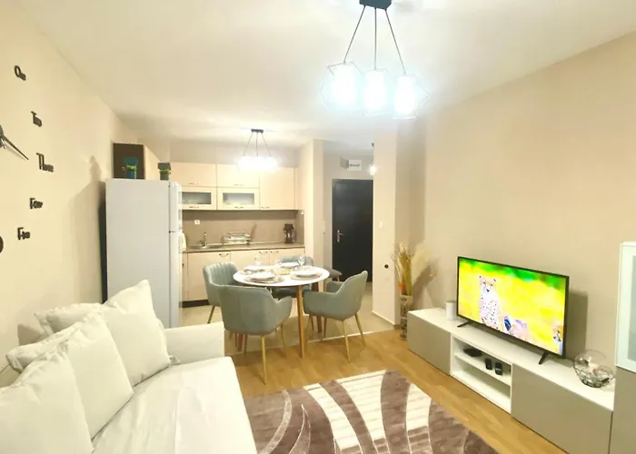 Bratanov Marvel 1 Апартаменты *